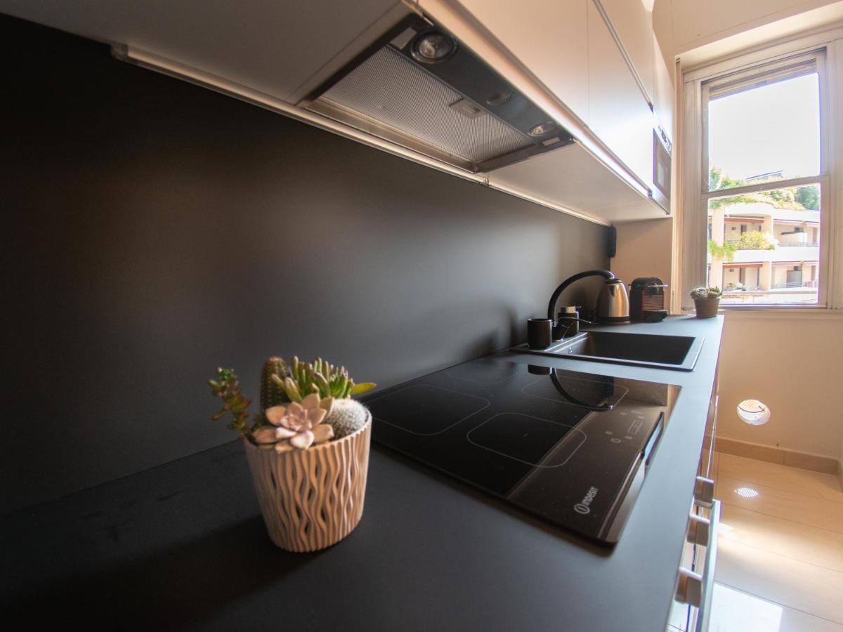 Sium'S Apartment Como Exterior photo